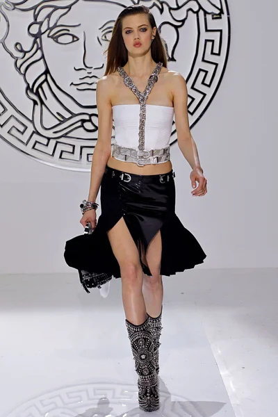 Look 6